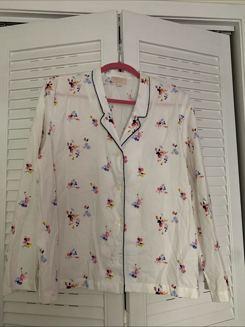 GAP Love White Floral Button-Up Pajama Top with Navy Piping